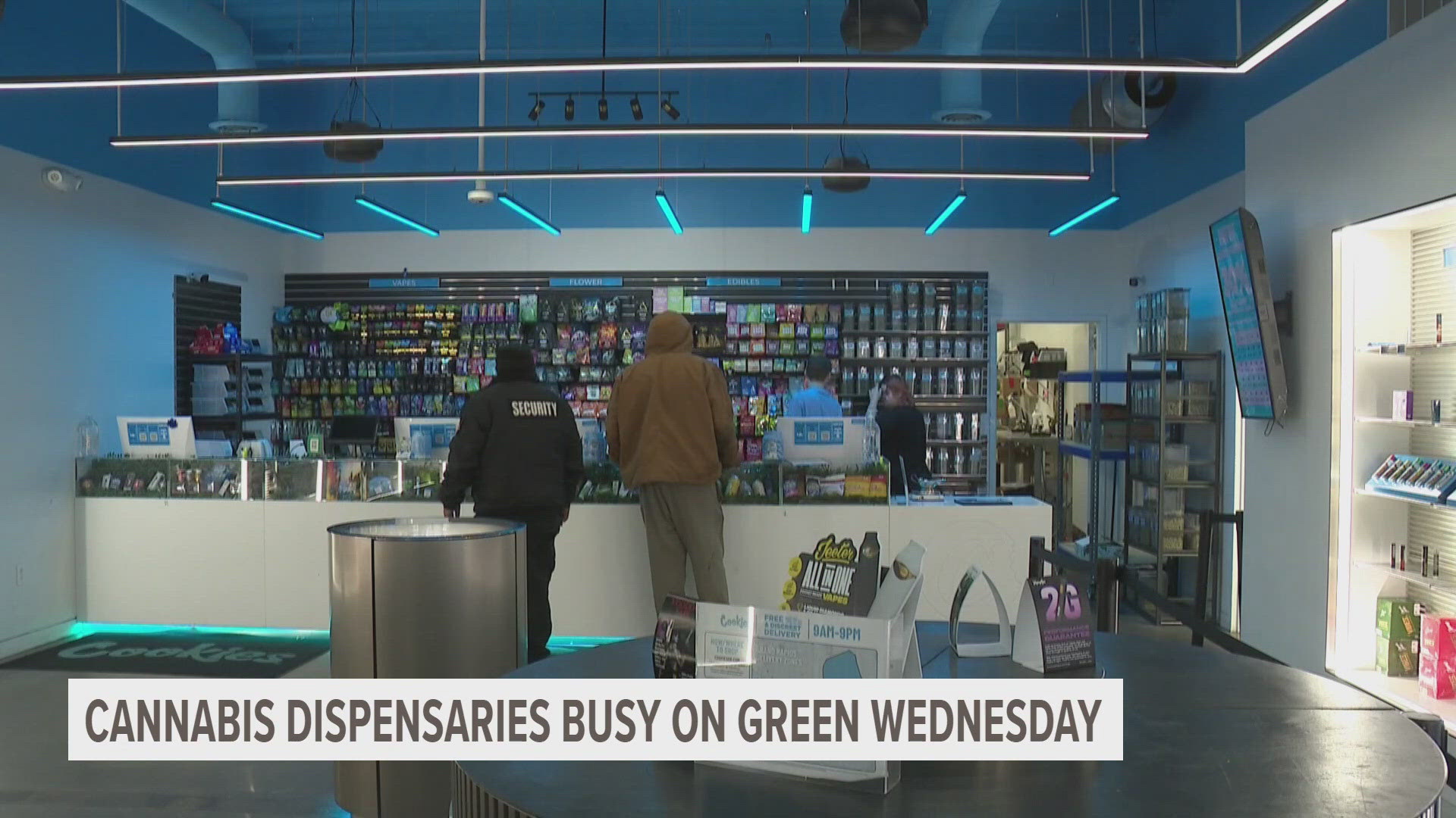 wzzm13.com - Kiara Patterson - Green Wednesday deals ignite pre-holiday buzz