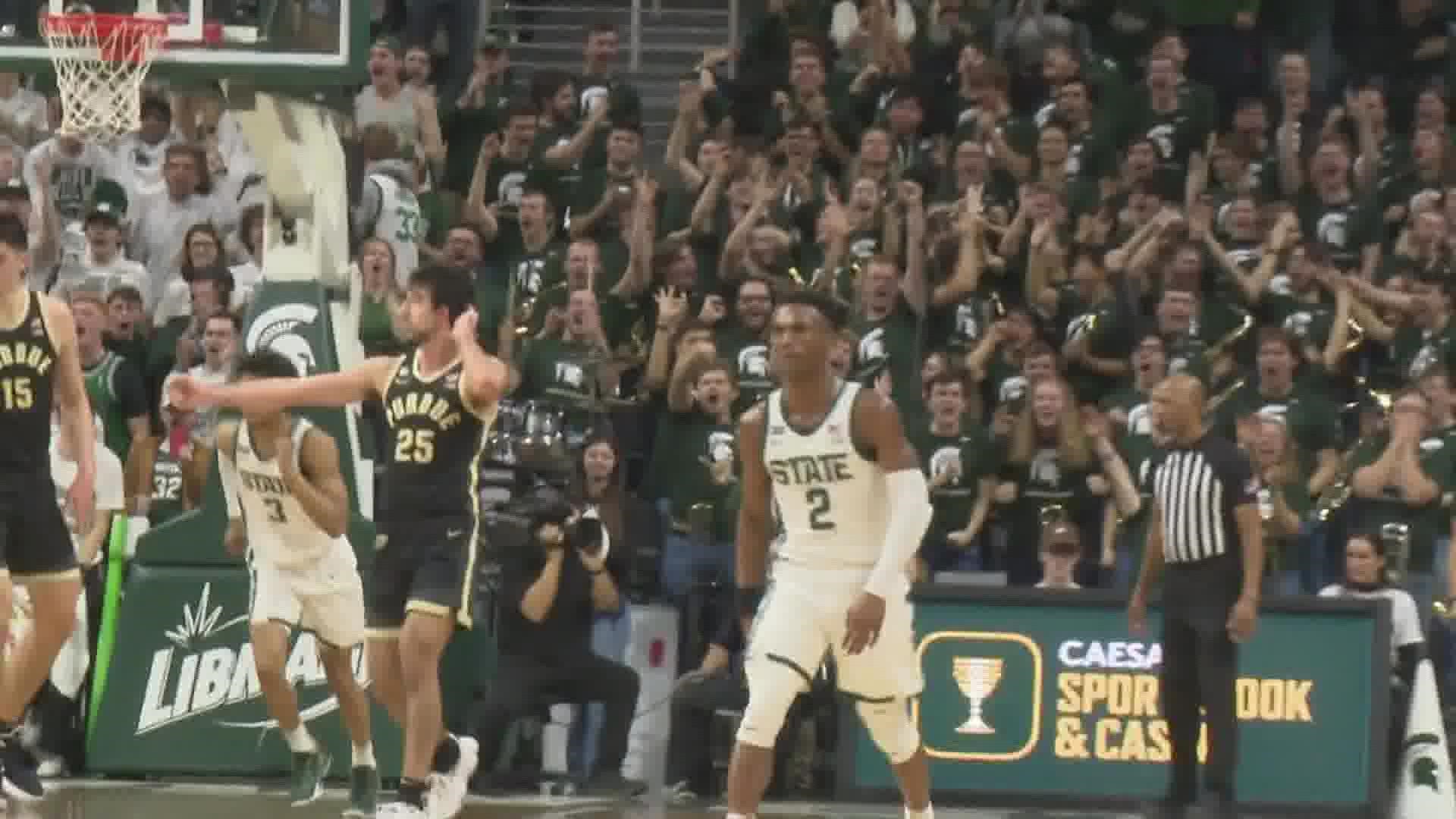 Zach Edey made a go-ahead shot at the front of the rim with 2.2 seconds left and finished with a career-high 32 points and 17 rebounds to help No. 3 Purdue.