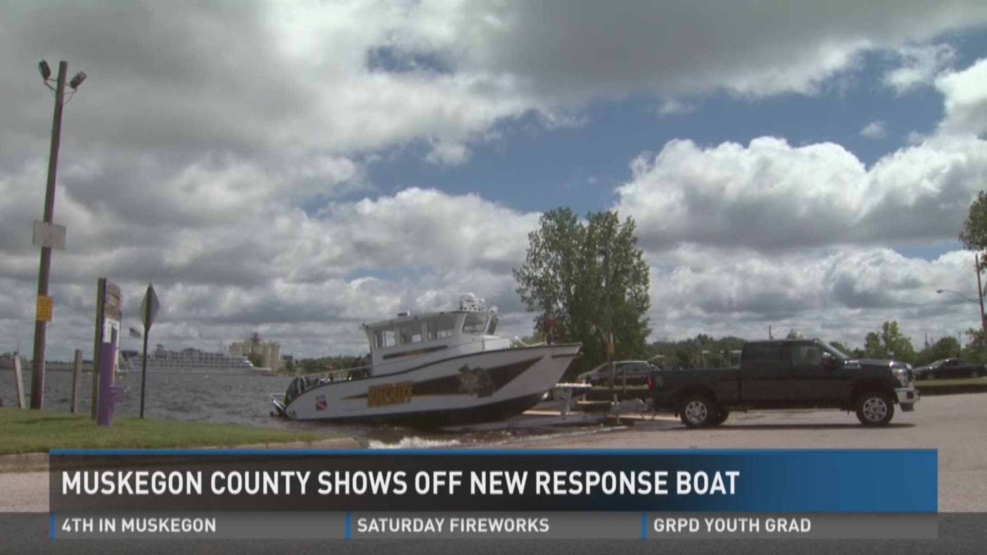 Muskegon county shows off new response boat