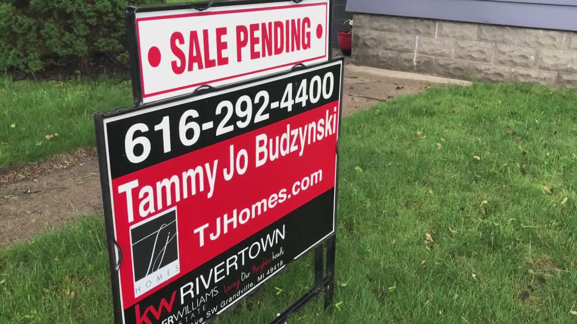 If you hear the faint sound of celebration, that’s the Michigan real estate industry happy to once again be able to show homes.