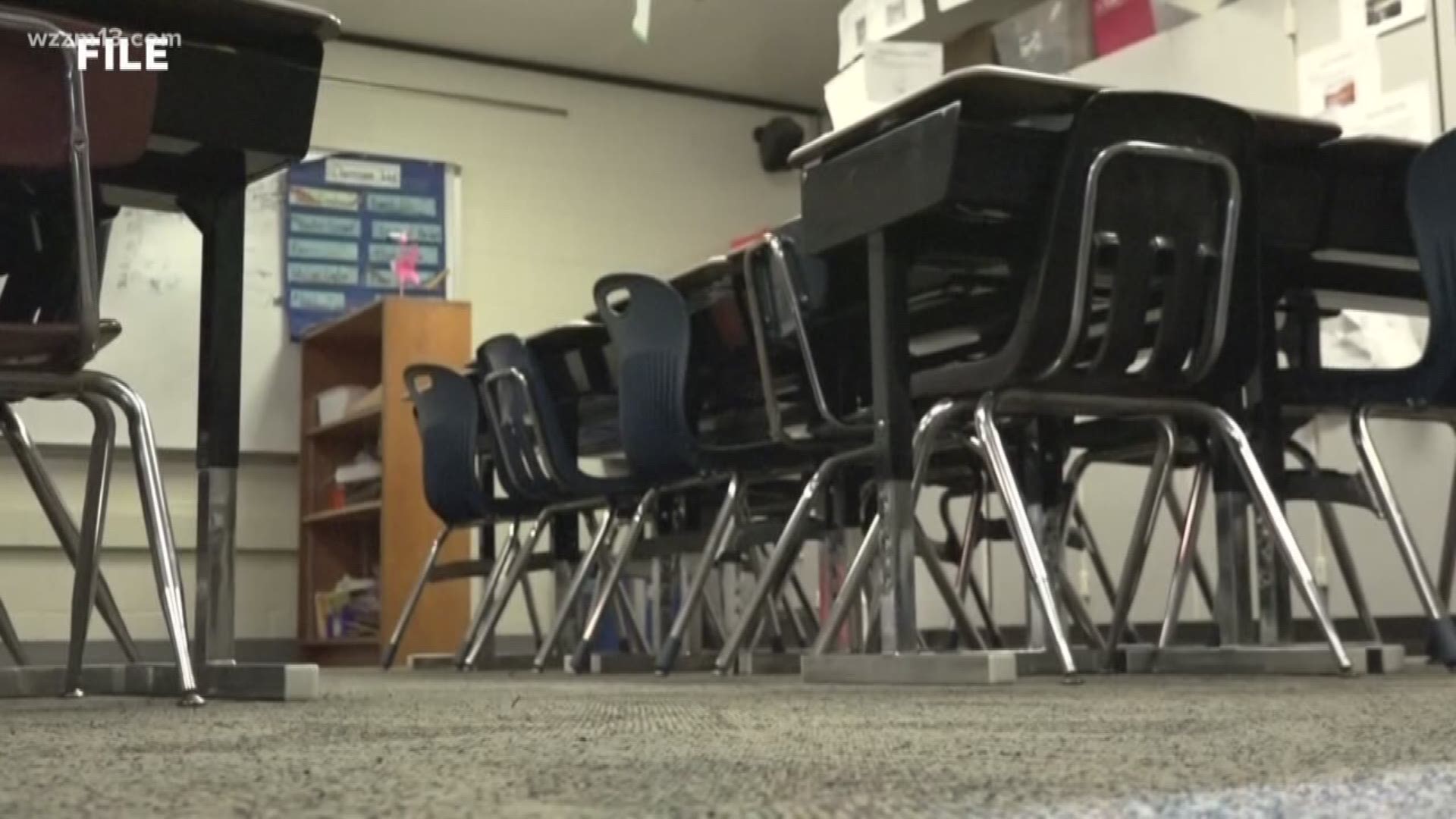 Michigan legislature approves grading schools by letter