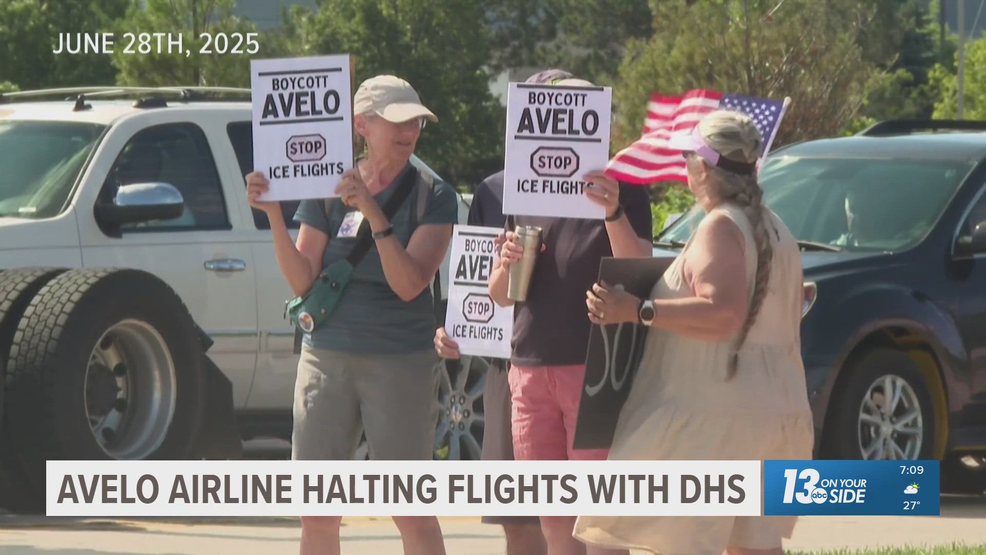 wzzm13.com - Sarah Edgecomb - Avelo Airlines stopping deportation flights due to lack of 'consistent and predictable revenue