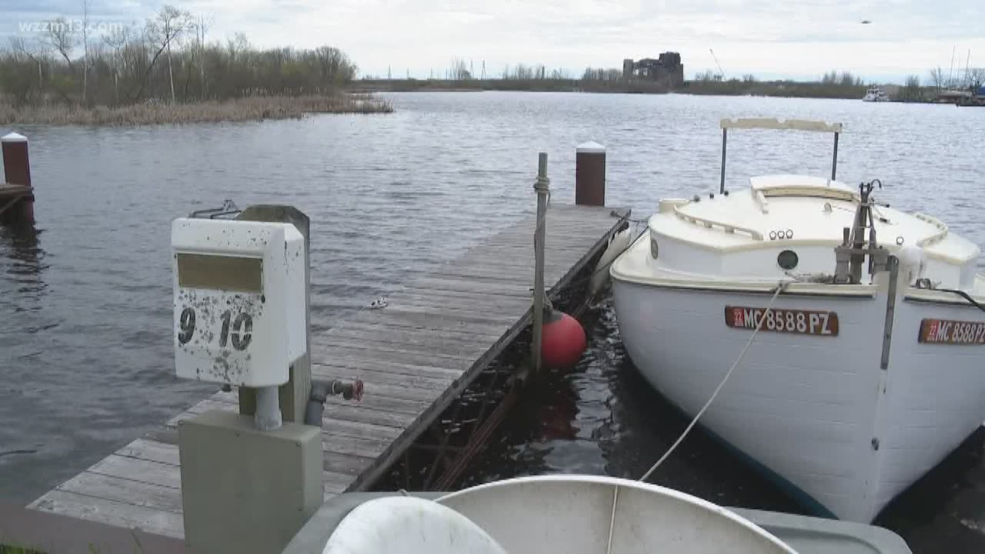 High water levels continue at Muskegon Lake