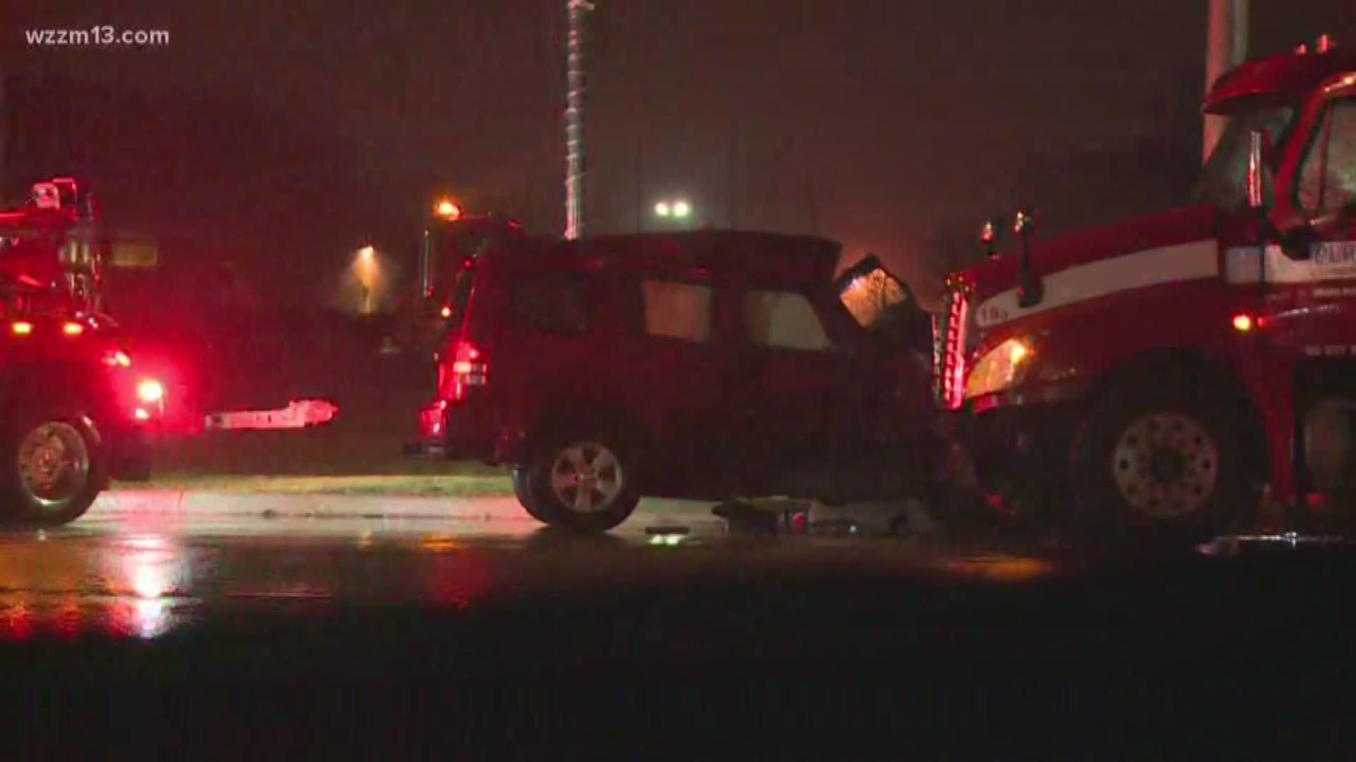 Crash shuts down 28th Street at Clyde Park Avenue early Friday morning