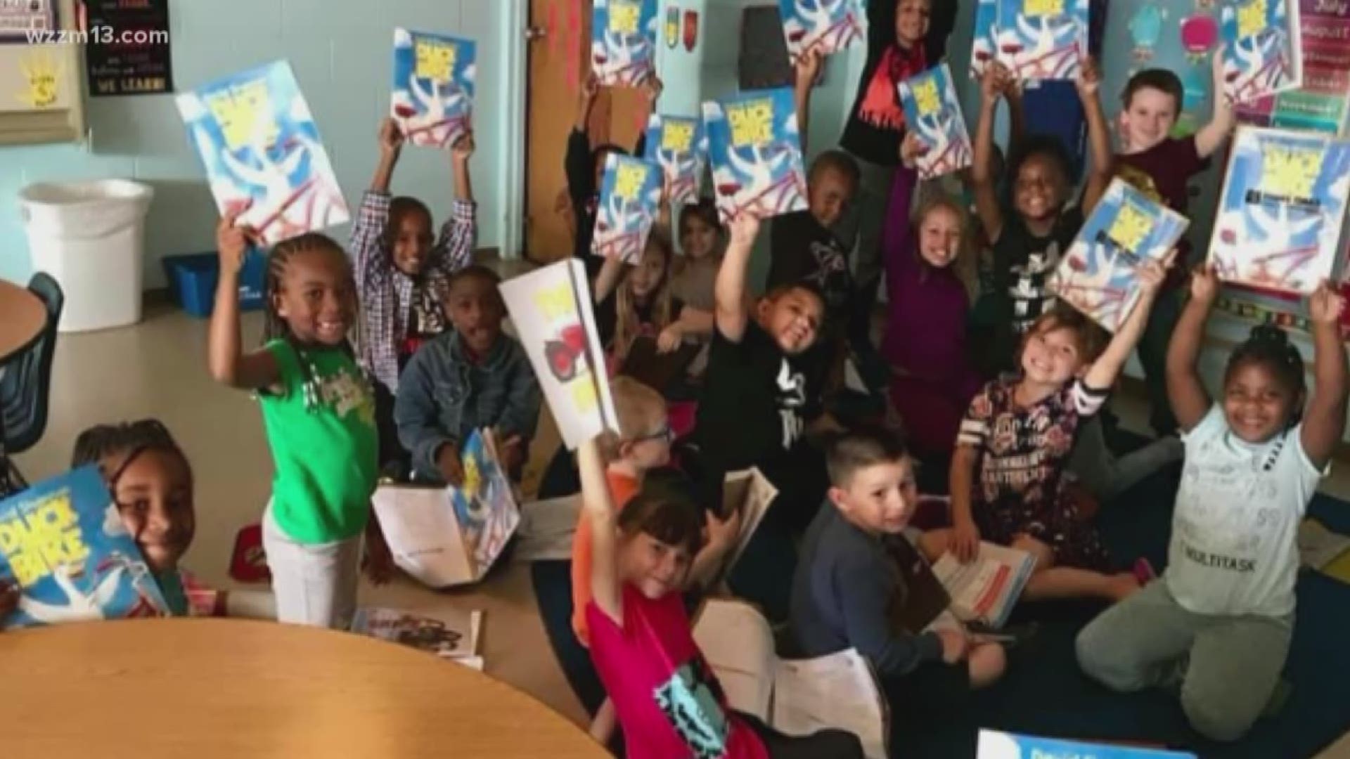 Teacher finds sponsors allowing her students to get one book every month