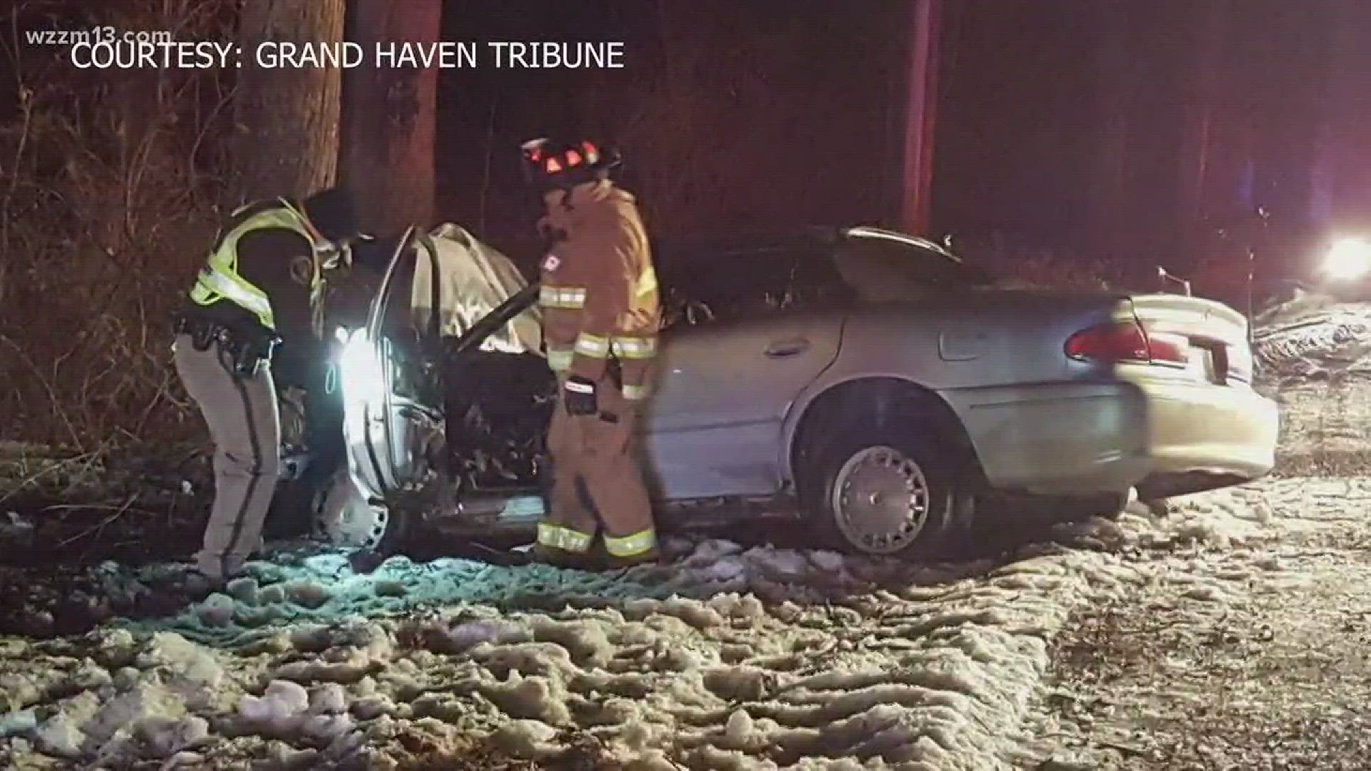 Man critically injured after car crashes into tree in Grand Haven ...