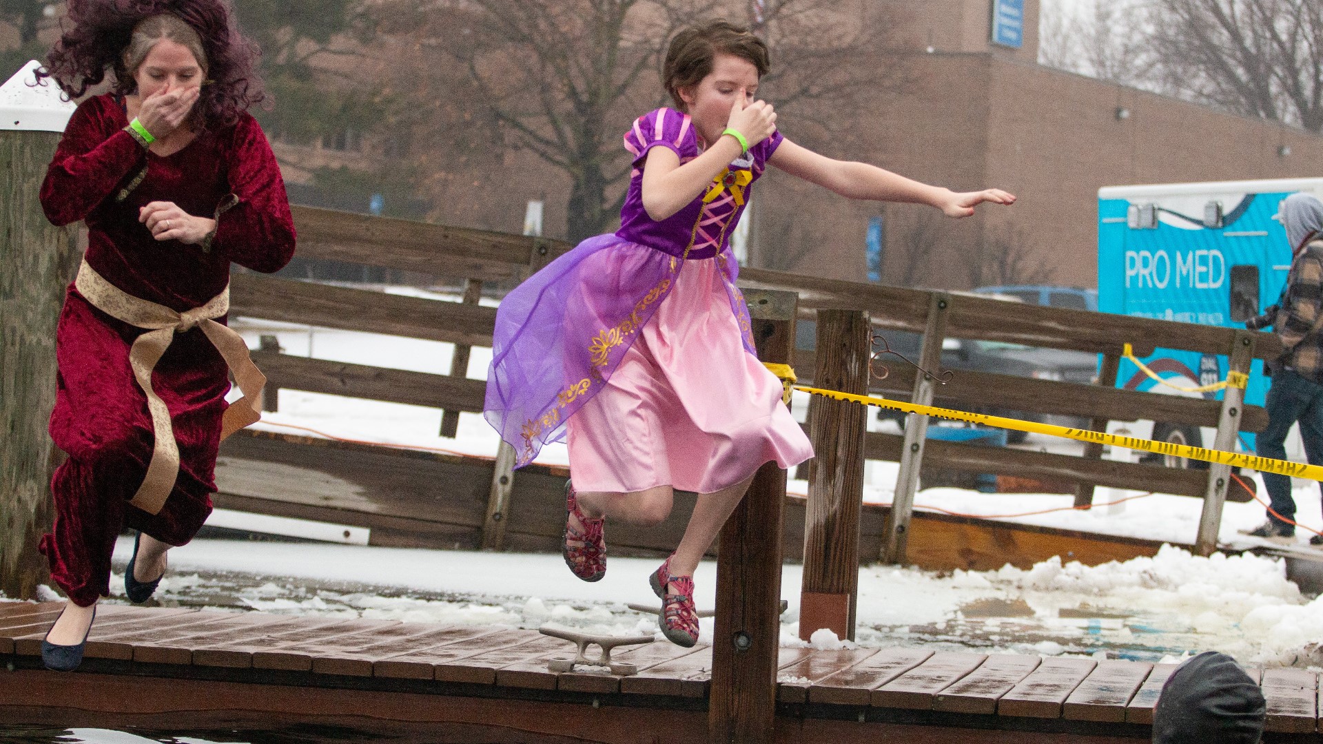 Muskegon Polar Plunge raises recordbreaking 130,000 for Special