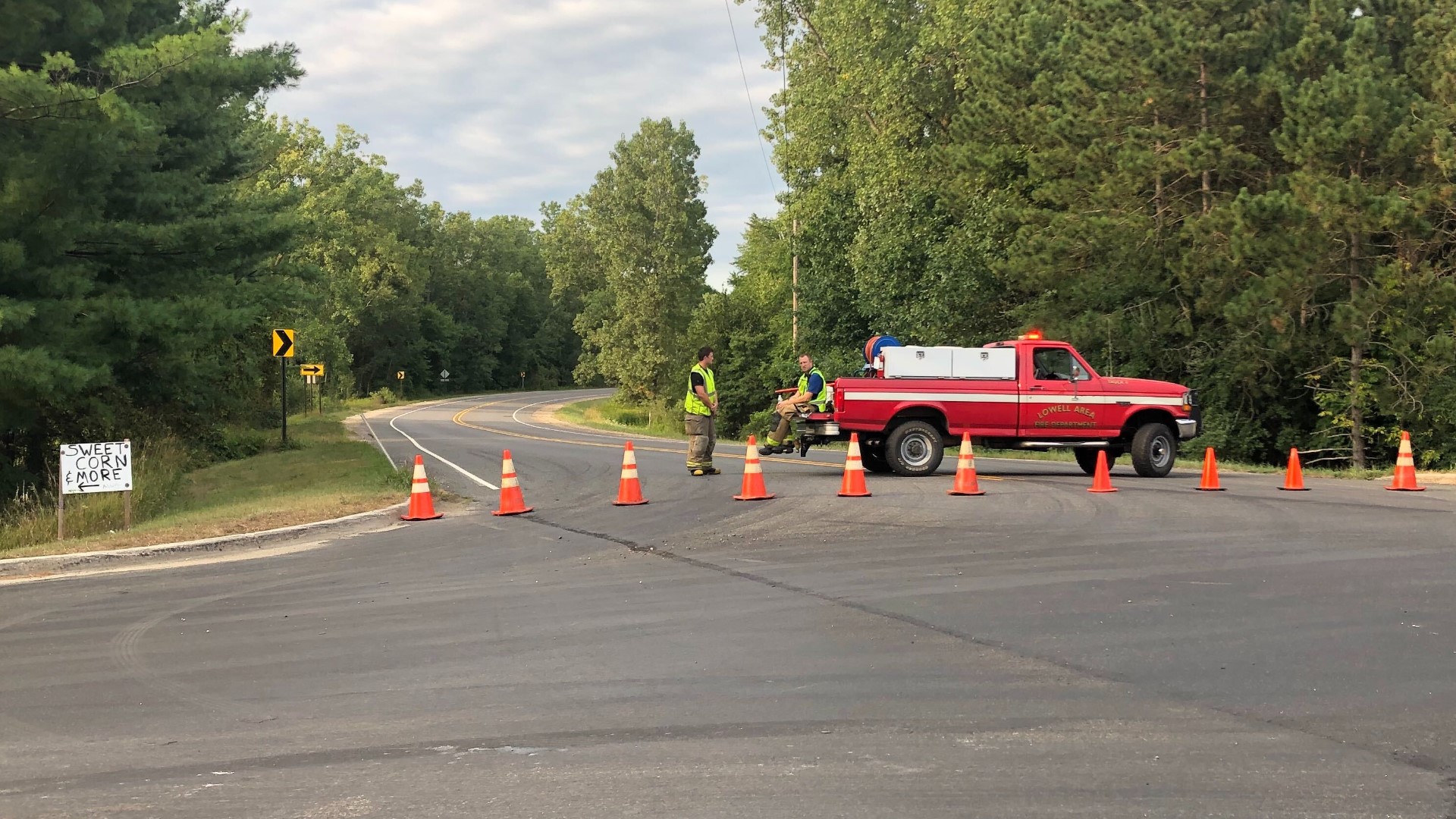 1 killed after driver crosses centerline on Alden Nash Avenue