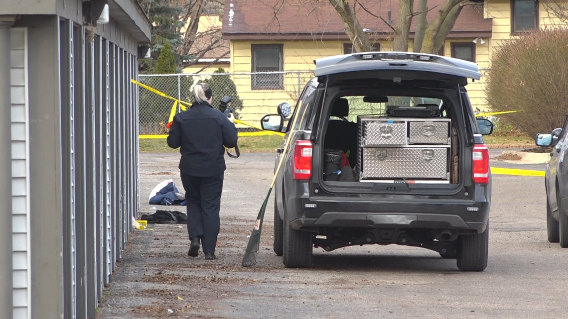 Shooting in Wyoming injures 2