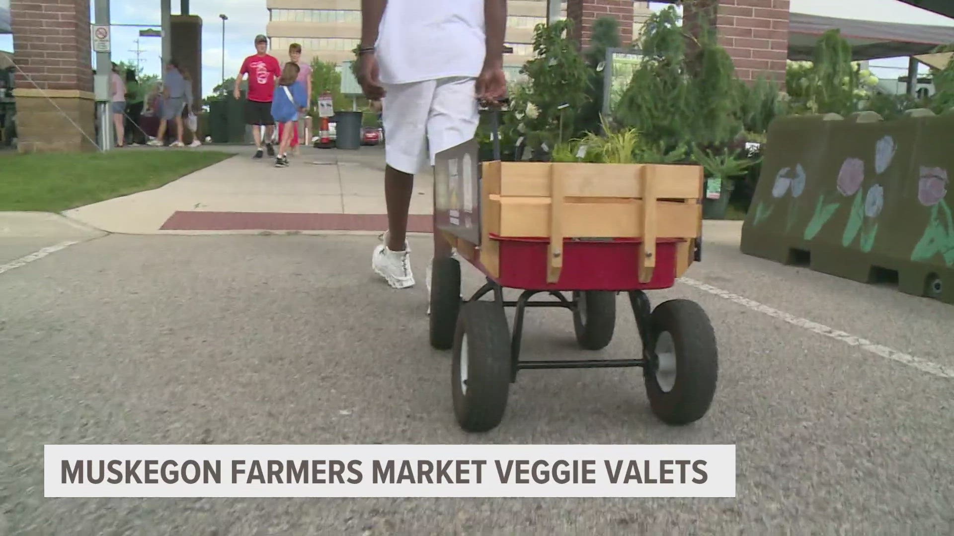 At the Muskegon Farmer's Market, you can find a wide variety of things from produce, meat, baked goods, crafts, and so much more.
But did you know you can have your