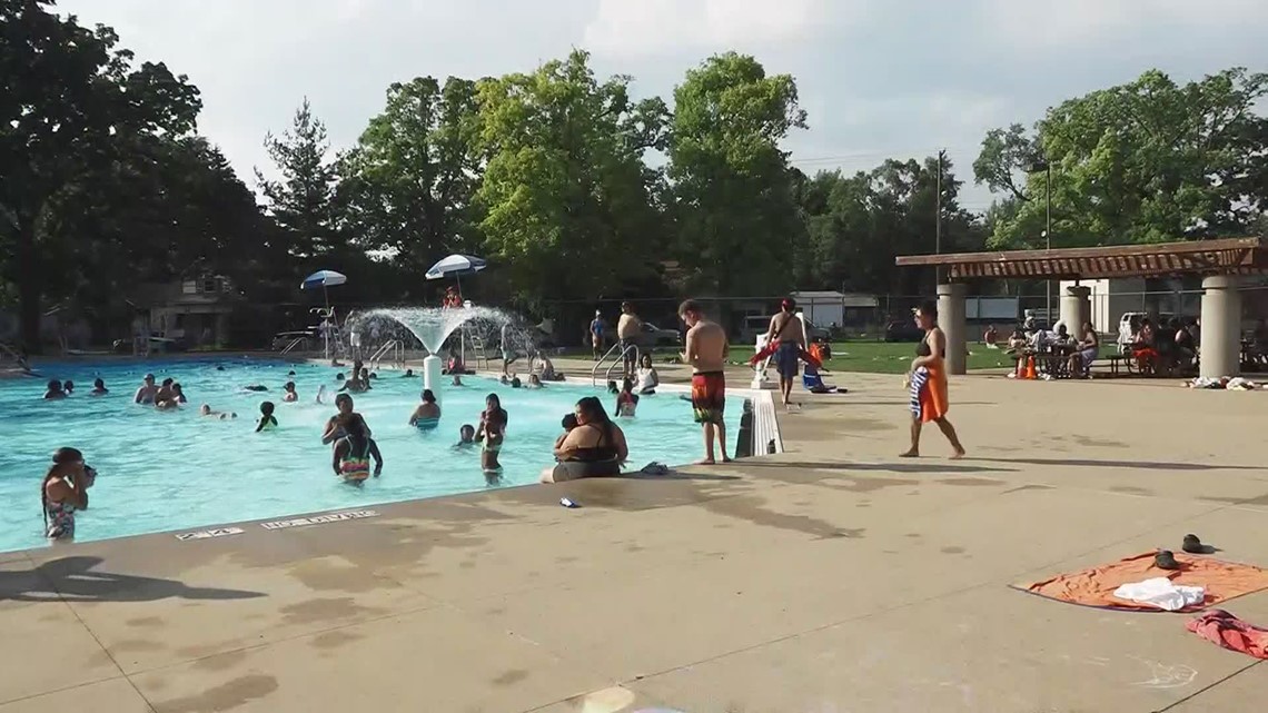 Grand Rapids pool at full capacity Monday