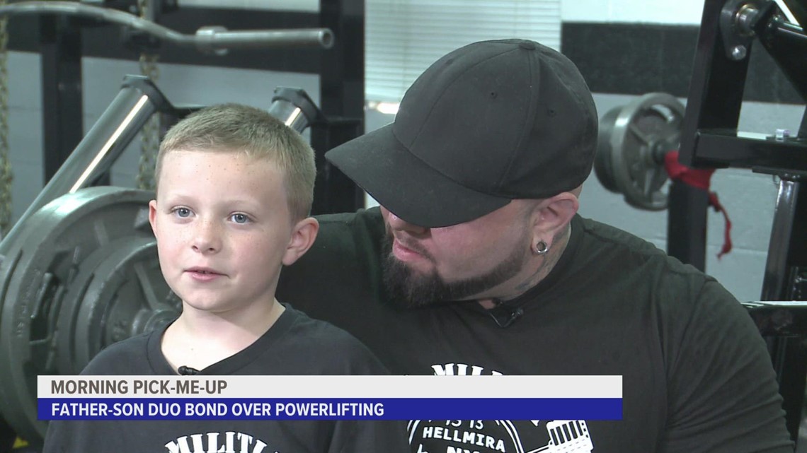 West Michigan father-son duo bond over powerlifting