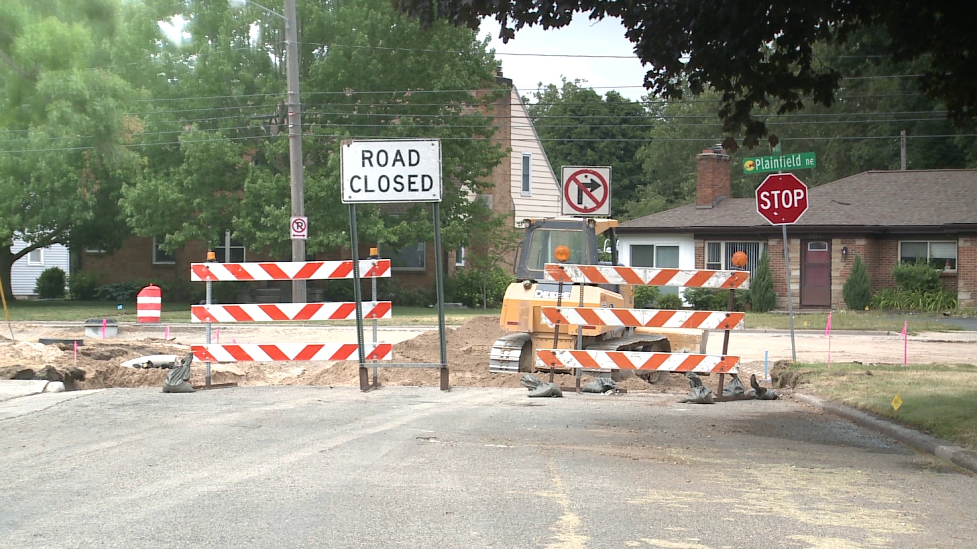 See when Plainfield Avenue reconstruction in GR could be finished ...