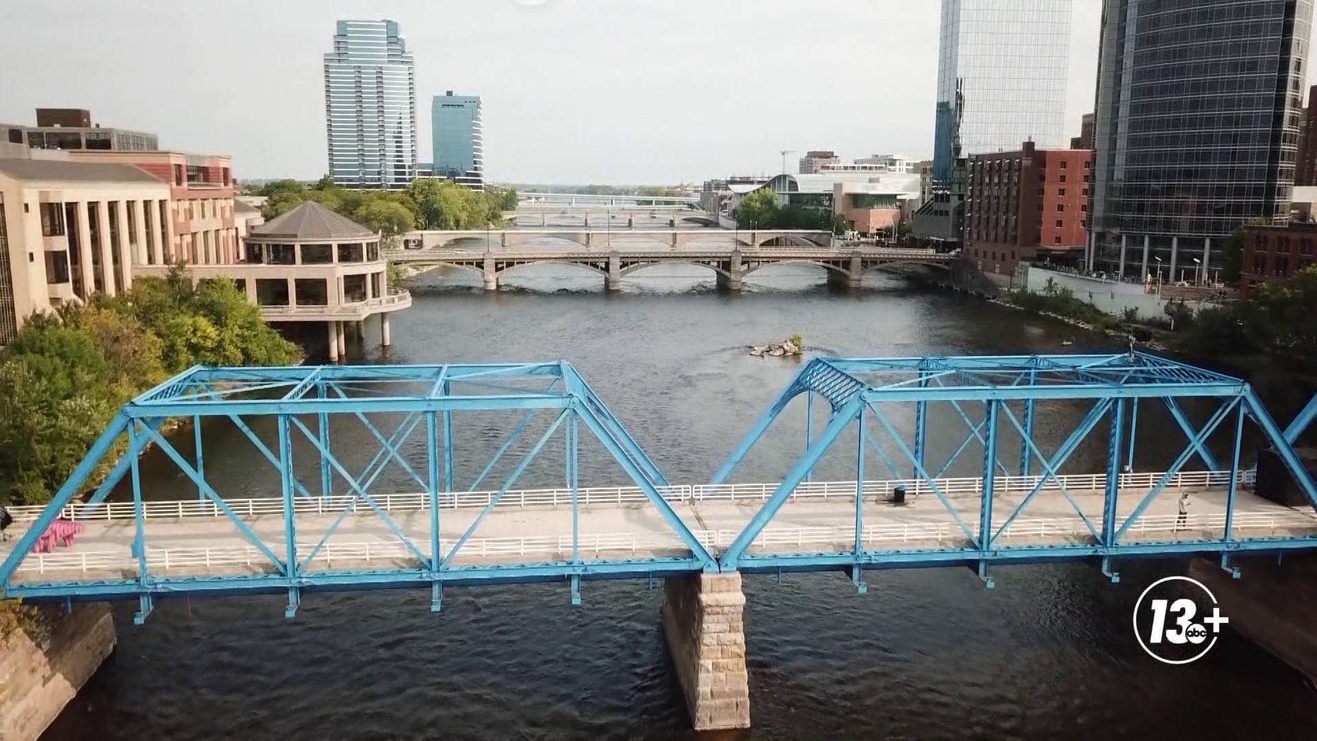 See the Greater Grand Rapids area like you've never seen it before! Complete with pop-up facts about the city and surrounding area.
