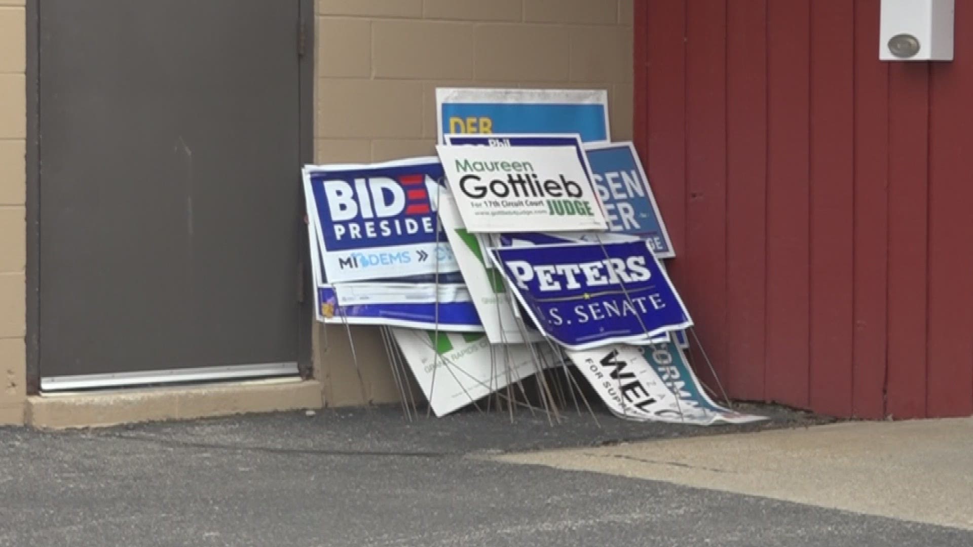 There are multiple options on how you can re-use or recycle your campaign sign.