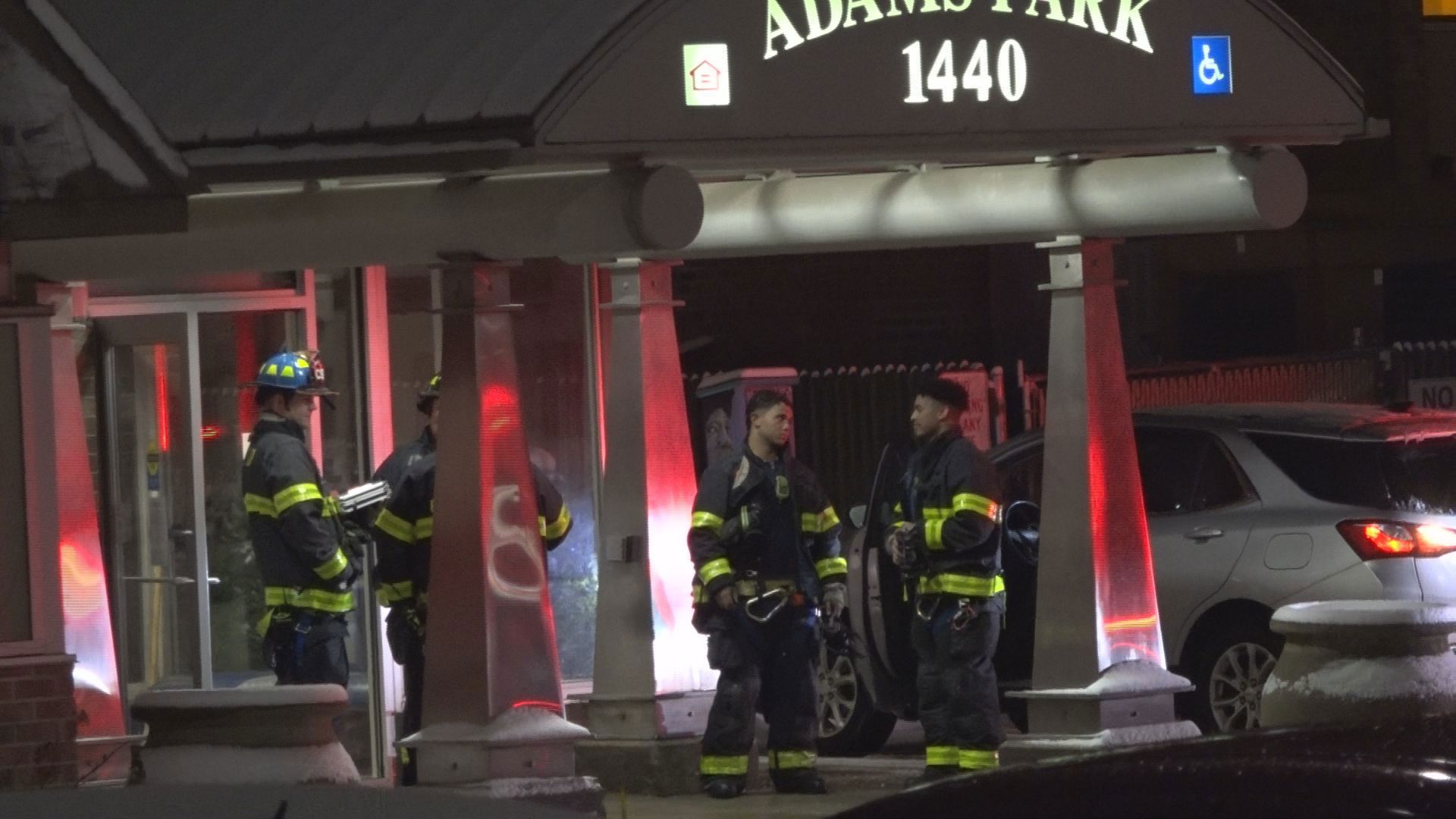 No injuries reported in fire at Grand Rapids apartment complex | wzzm13.com