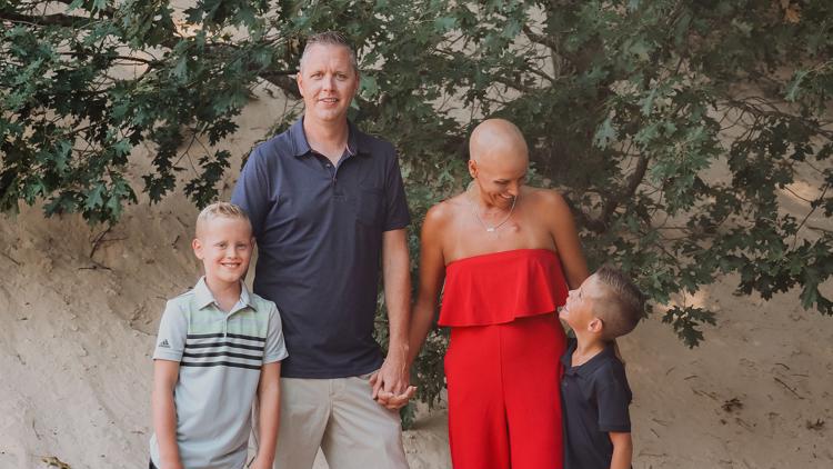 'I don't want cancer to define me' | Zeeland mom raises awareness about self exams and family history