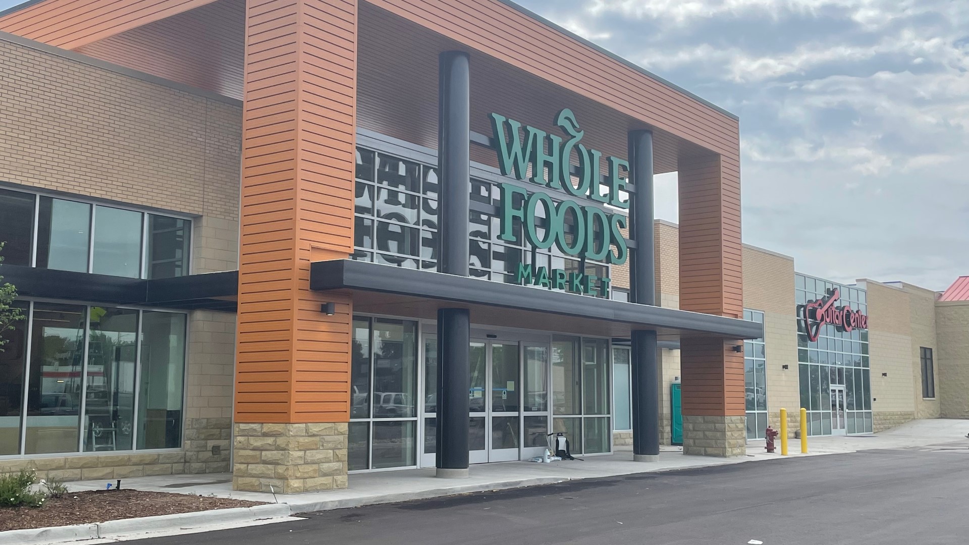 First Whole Foods Market in Grand Rapids area opens in August