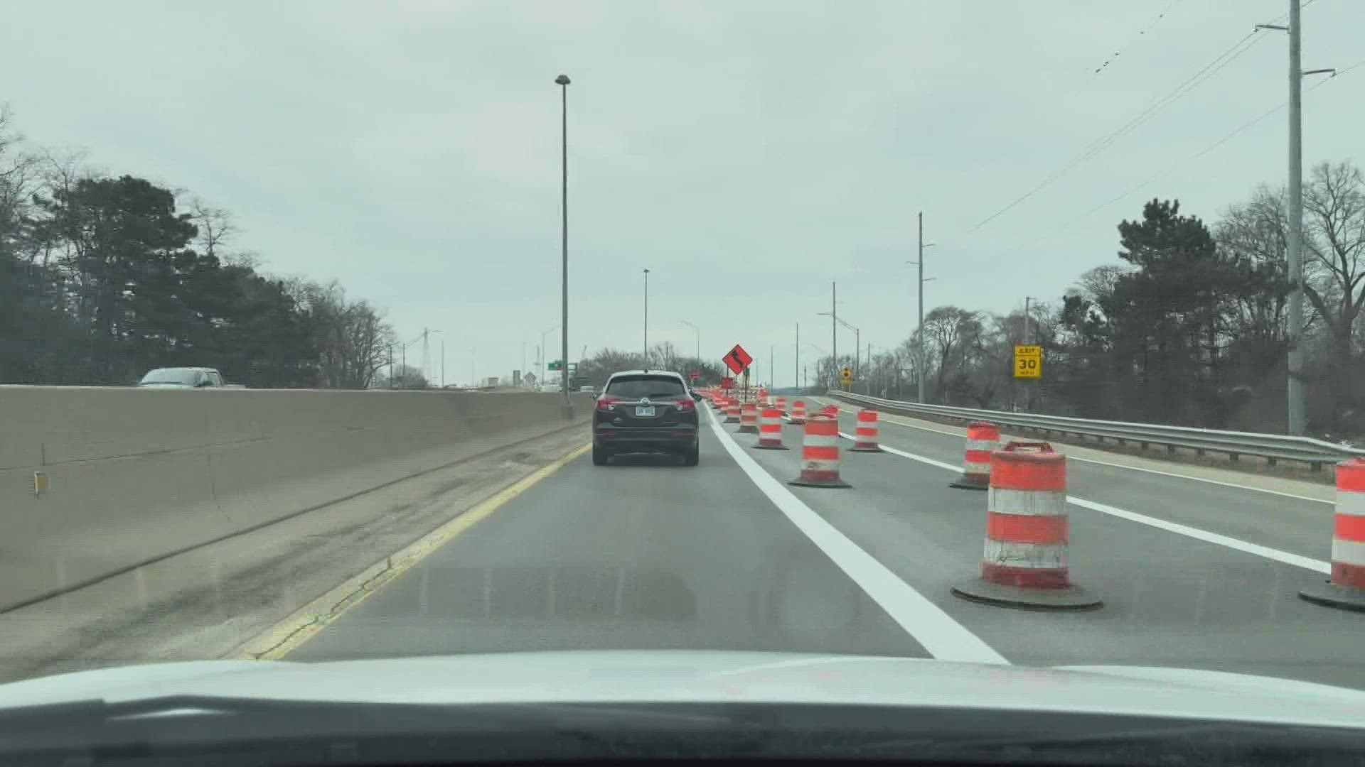 Southbound drivers on US-31 will see a split in the the road as the bridge is reconstructed. They can either exit at 3rd Street, or continue south in a crossover.