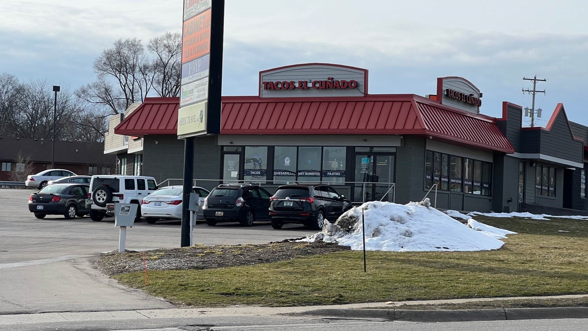 Tacos El Cuñado on Alpine being sued by employees