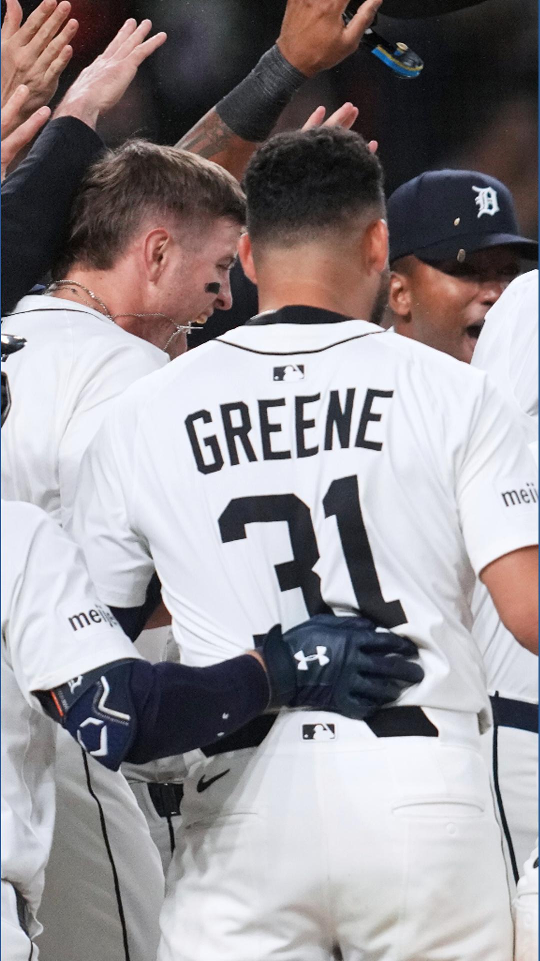 Javier Baez's heroics lift Tigers over Red Sox in 11th | wzzm13.com
