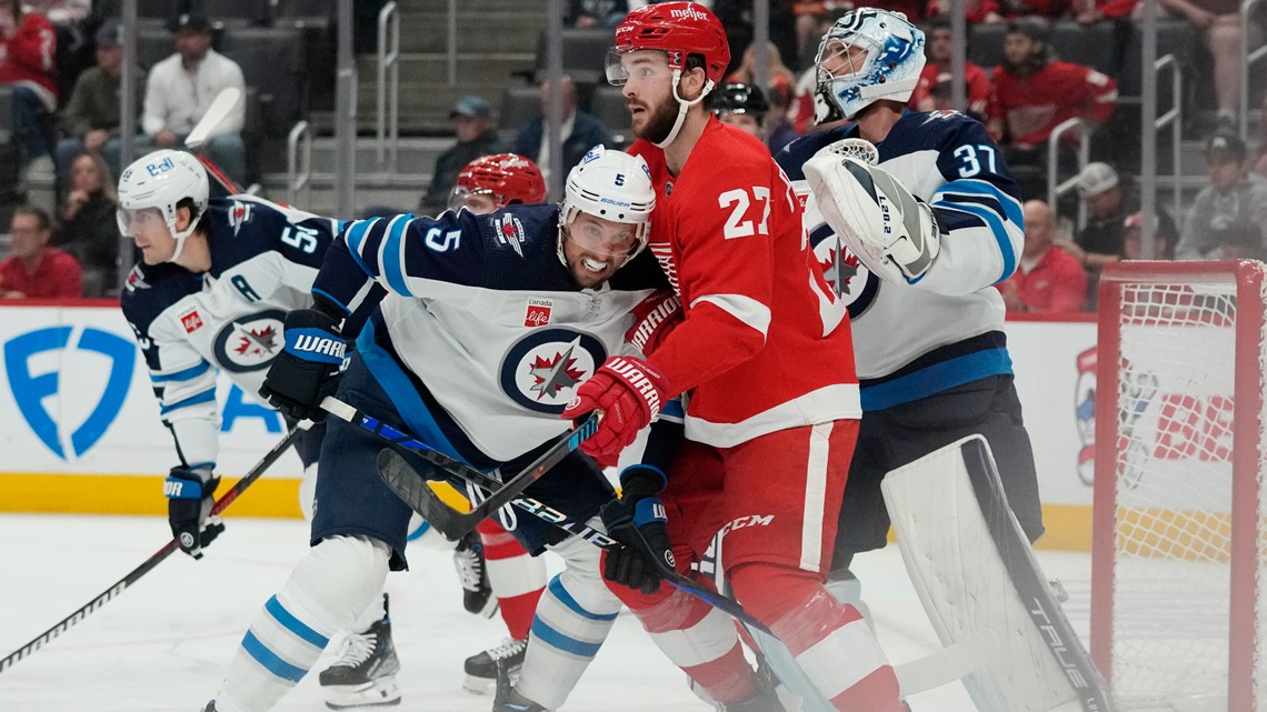 Connor Hellebuyck Makes 35 Saves, Leading The Jets To A 4-1 Win Over ...