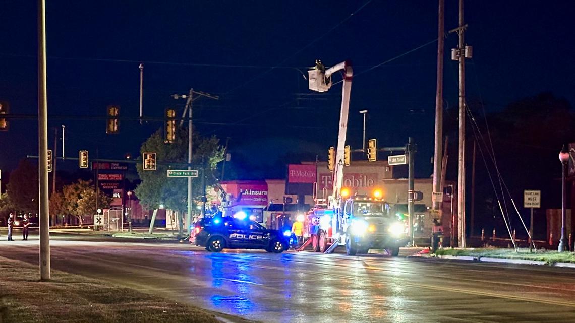 1 injured in Wyoming crash