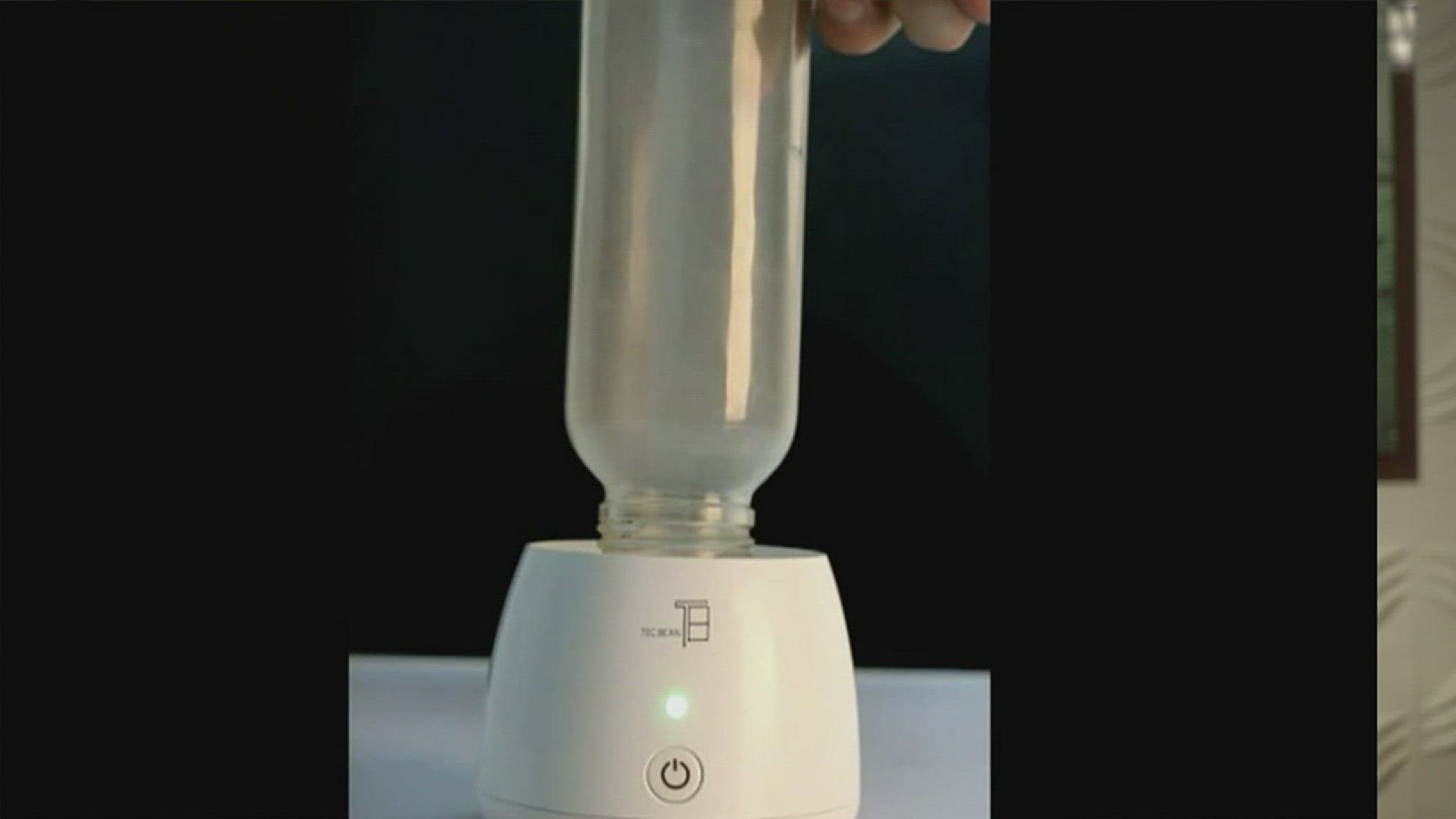 Matt Granite features an air purifier with strong capabilities.