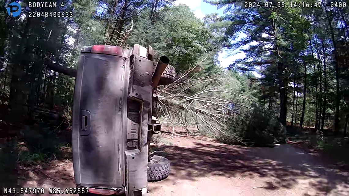 Man dead after Newaygo deputies pursuit ends in crash