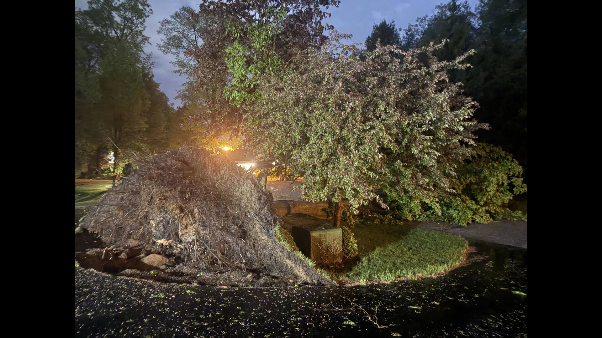 West Michigan hit by severe thunderstorms, thousands without power ...