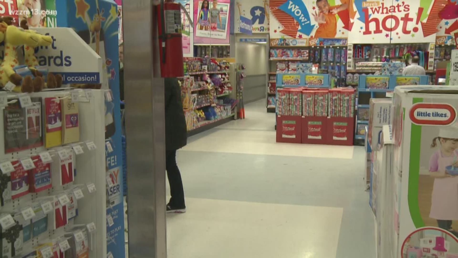 Grand Rapids man Toys for Tots shopping spree