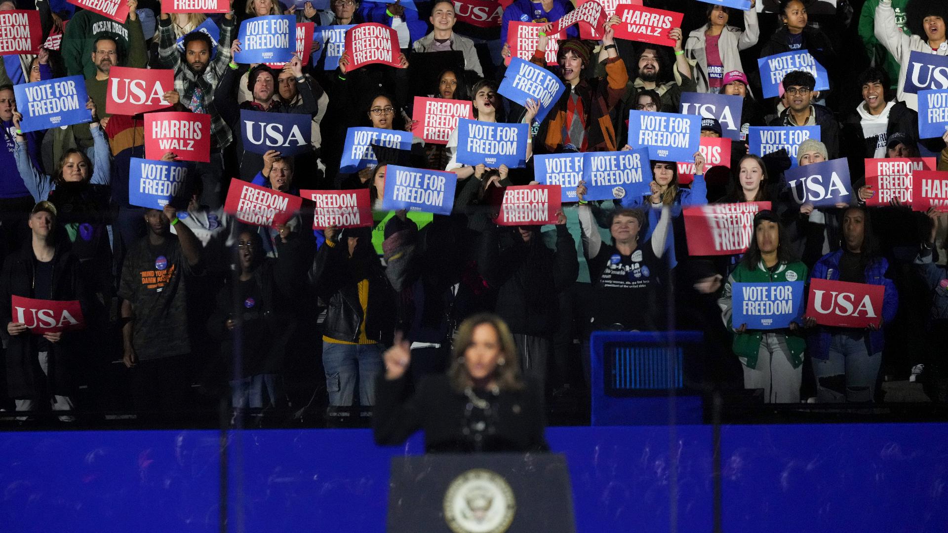 Kamala Harris and Donald Trump closed out this year’s presidential race with a fierce battle for Pennsylvania on Monday.