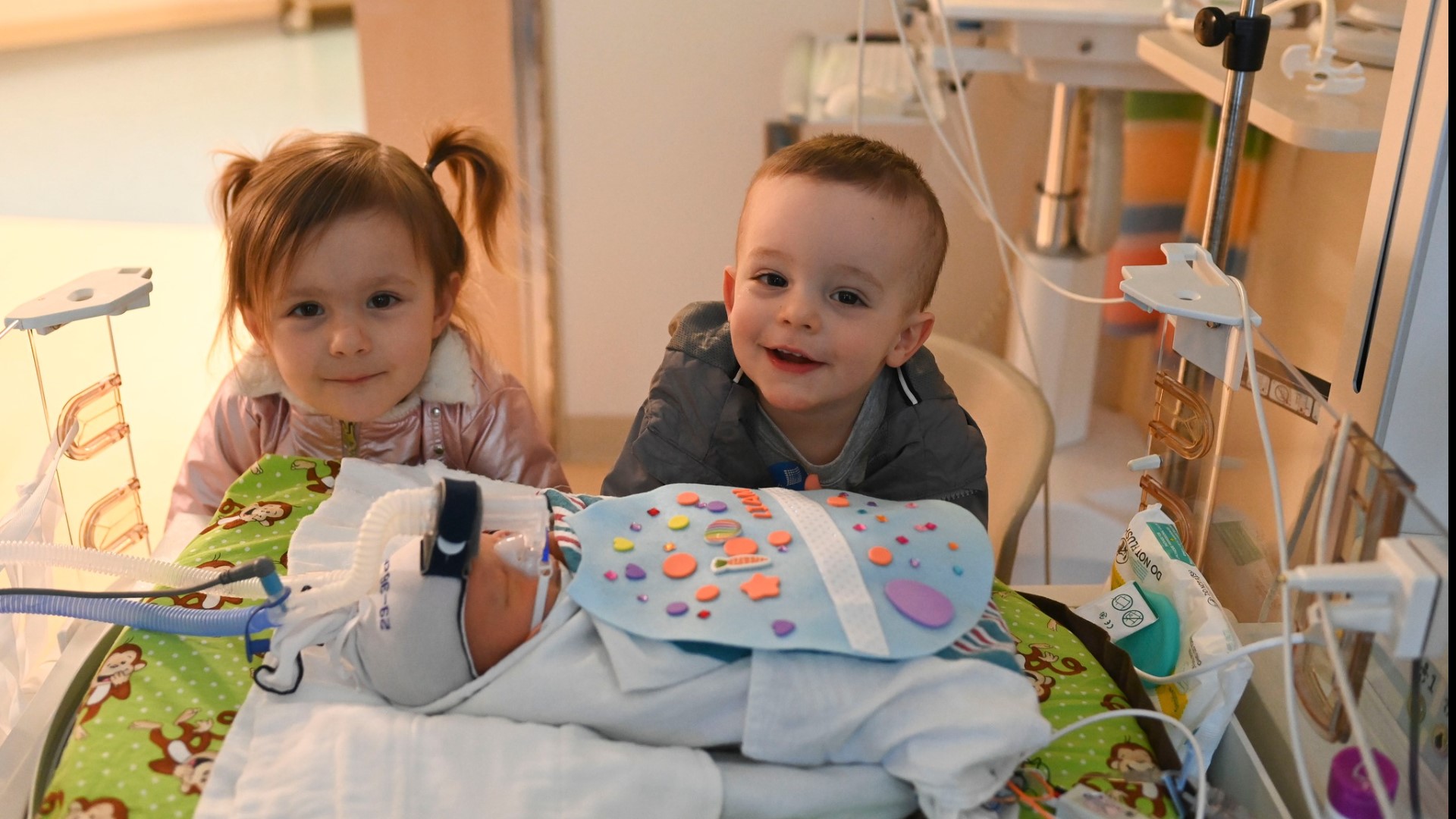 Helen DeVos Children's Hospital celebrates Easter in the NICU | wzzm13.com