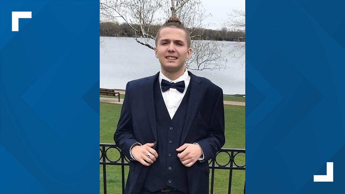 Funeral arrangements set for student Cameron DeVries - Vimarsana News