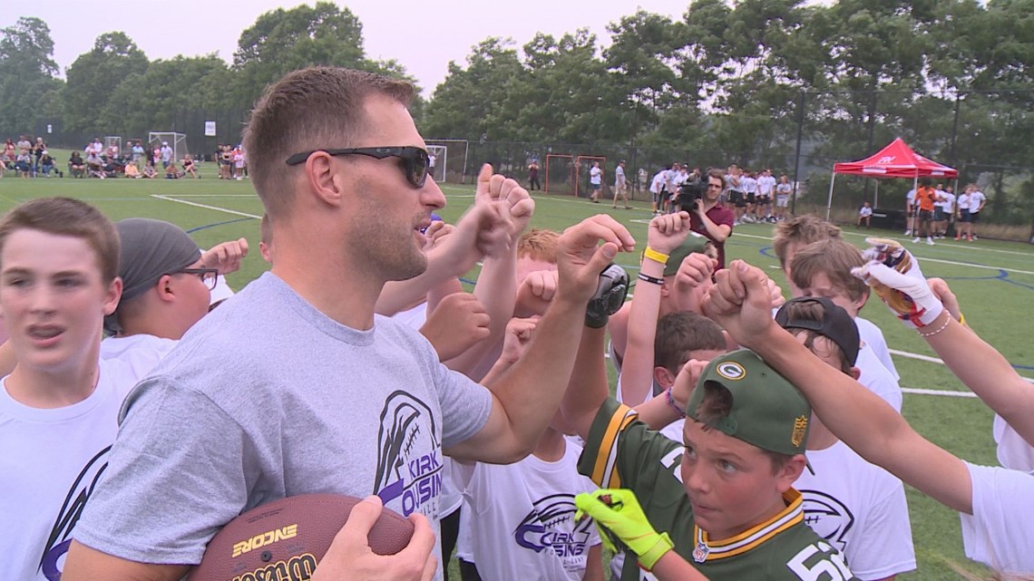 Kirk Cousins brings back youth football camp to West Michigan