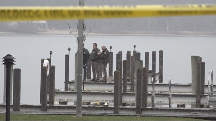 2 children survive car crash into Ottawa Co. lake; deceased father identified