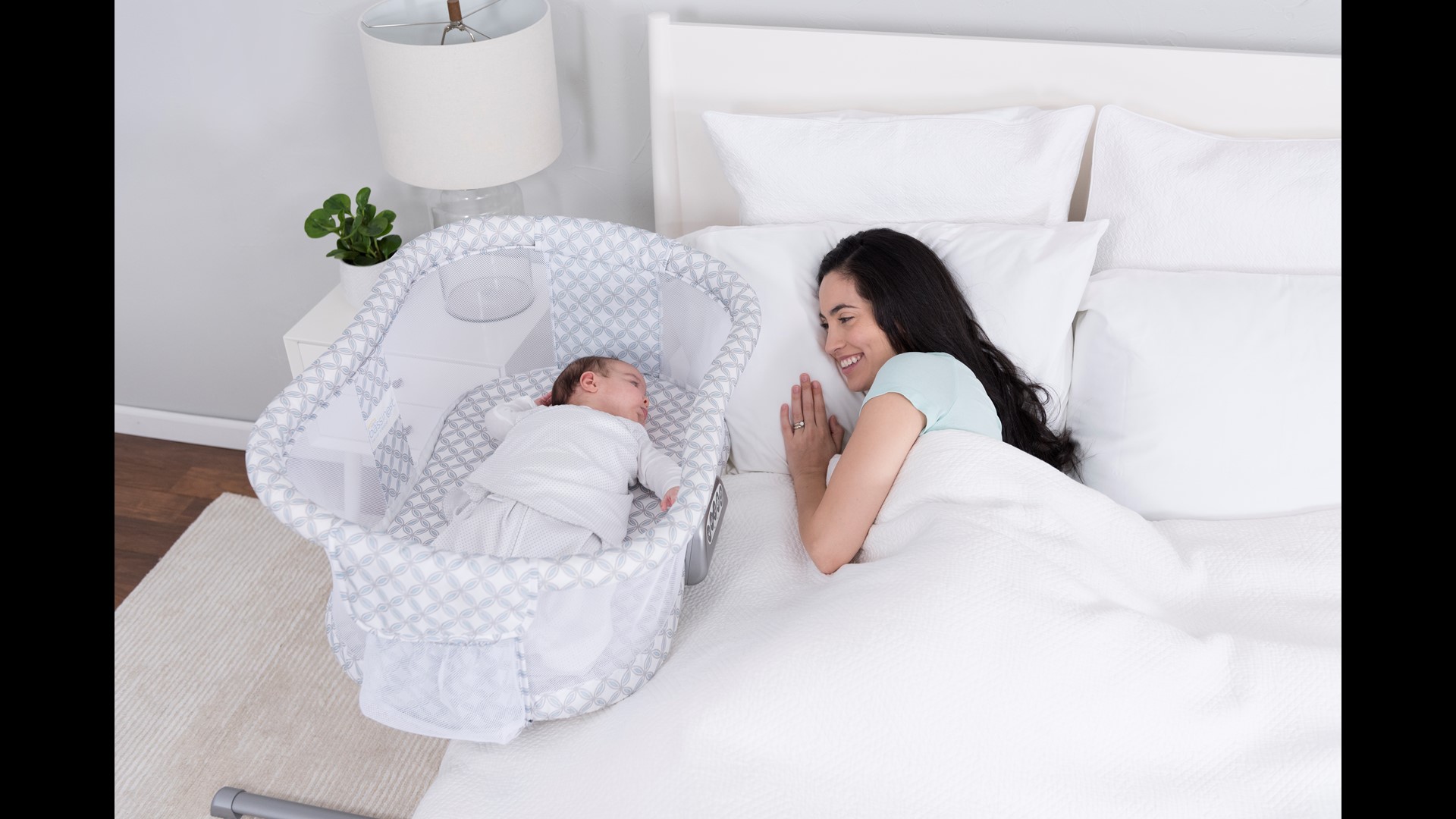 First responders in michigan get safe sleep training for infants