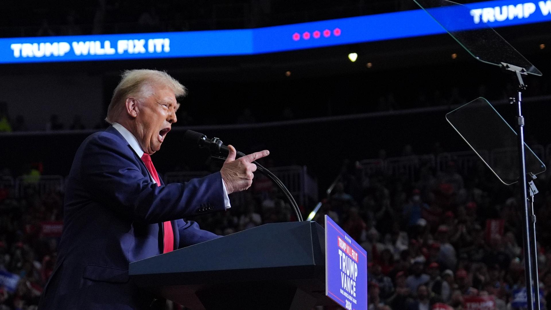 The former president is ending his election bid in key swing state Michigan, hosting a rally inside Van Andel Arena in Grand Rapids, Michigan.