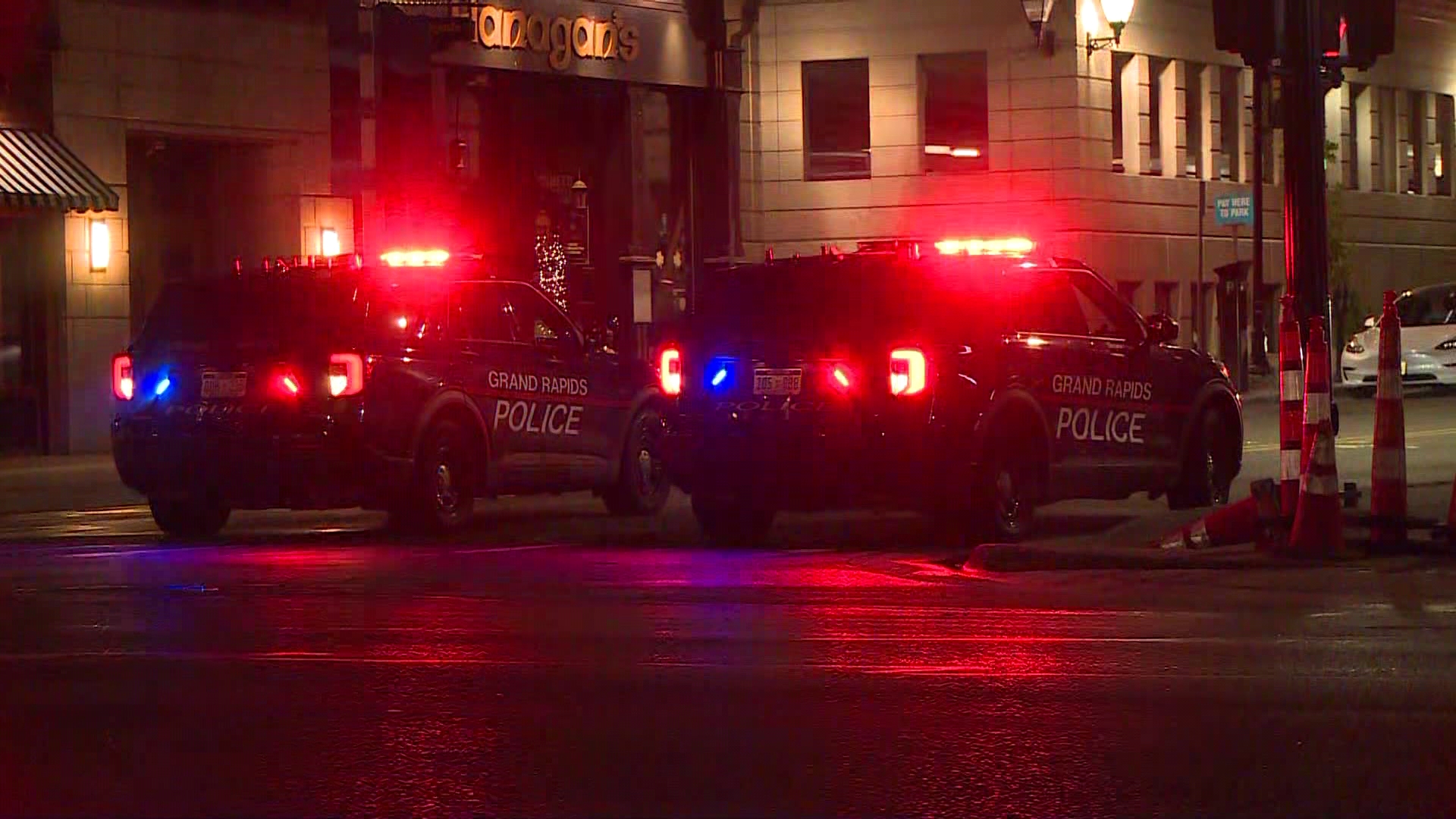 man-arrested-after-gr-crash-wzzm13