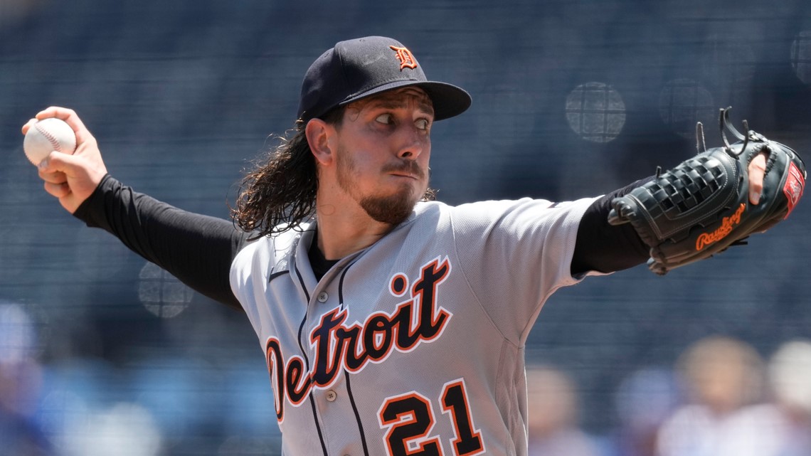 A.J. Hinch, Detroit Tigers players react to Michael Lorenzen no