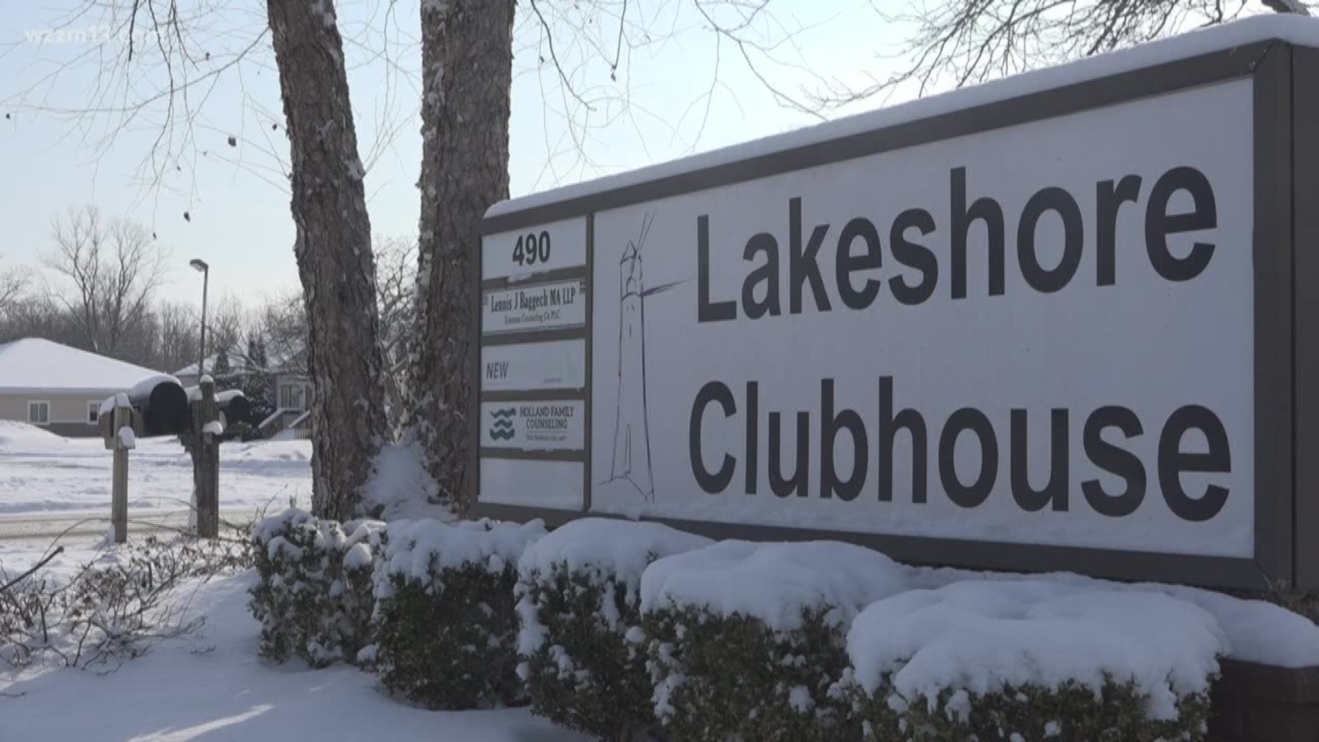 Lakeshore Clubhouse trying to keep doors open