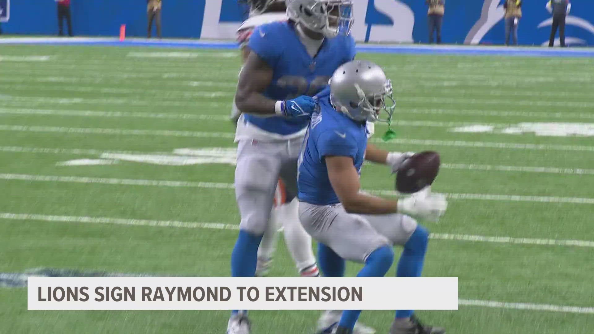 Lions sign Raymond to extension