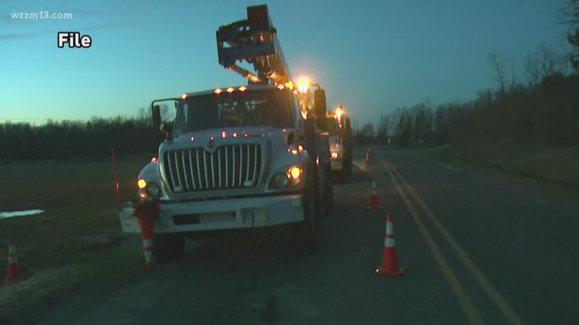 Utility companies prepare for Weekend Winter Storm