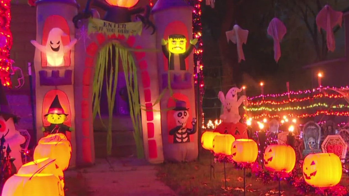 Halloween Display Lights Up Muskegon Heights Neighborhood | Wzzm13.com