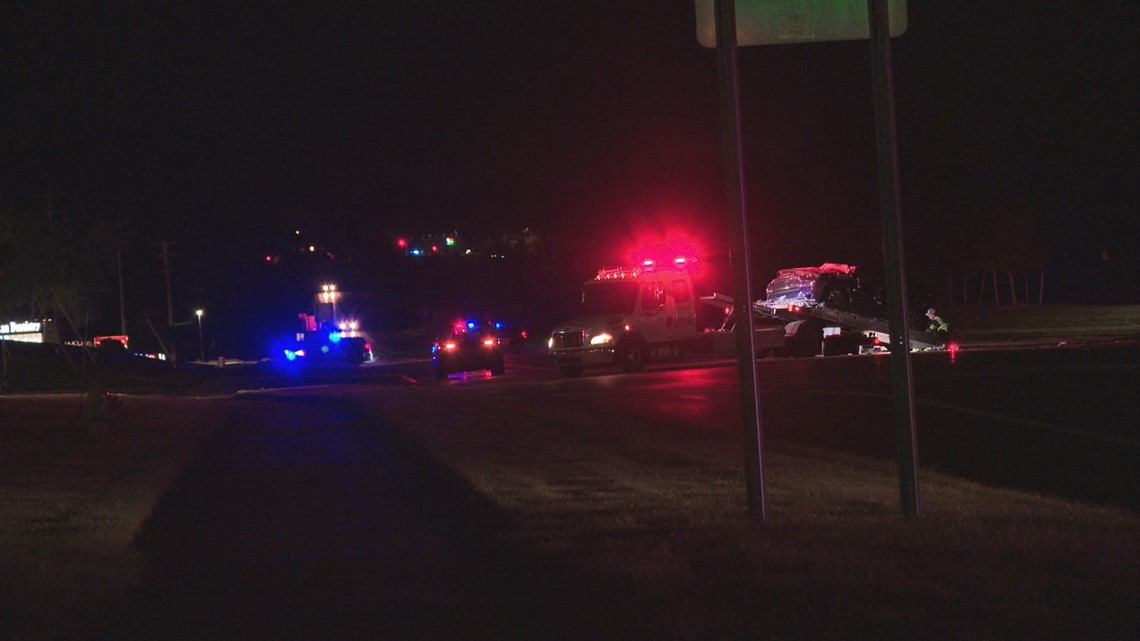 1 dead after rollover crash on East Beltline