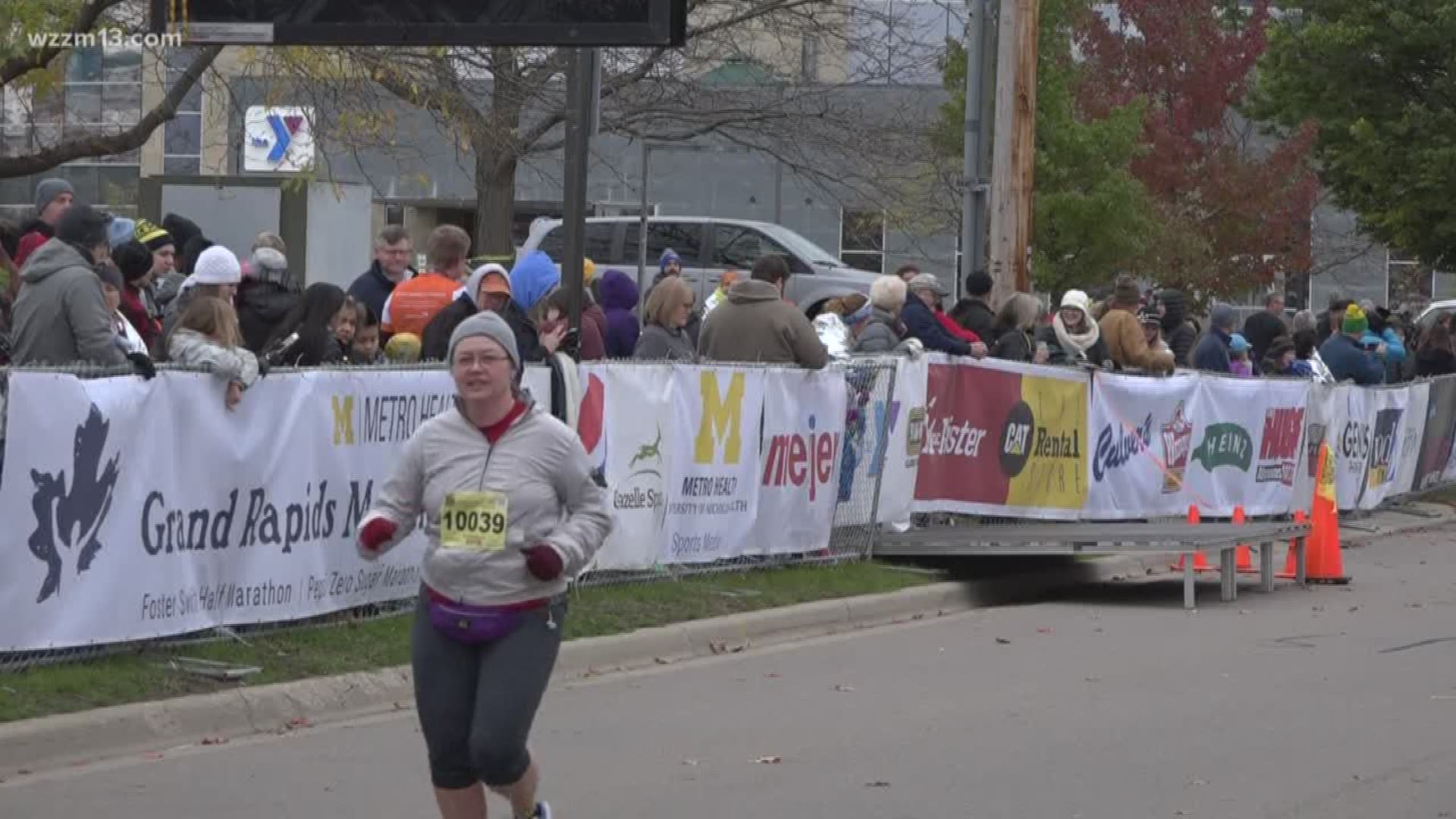 Runners gather for Grand Rapids marathon