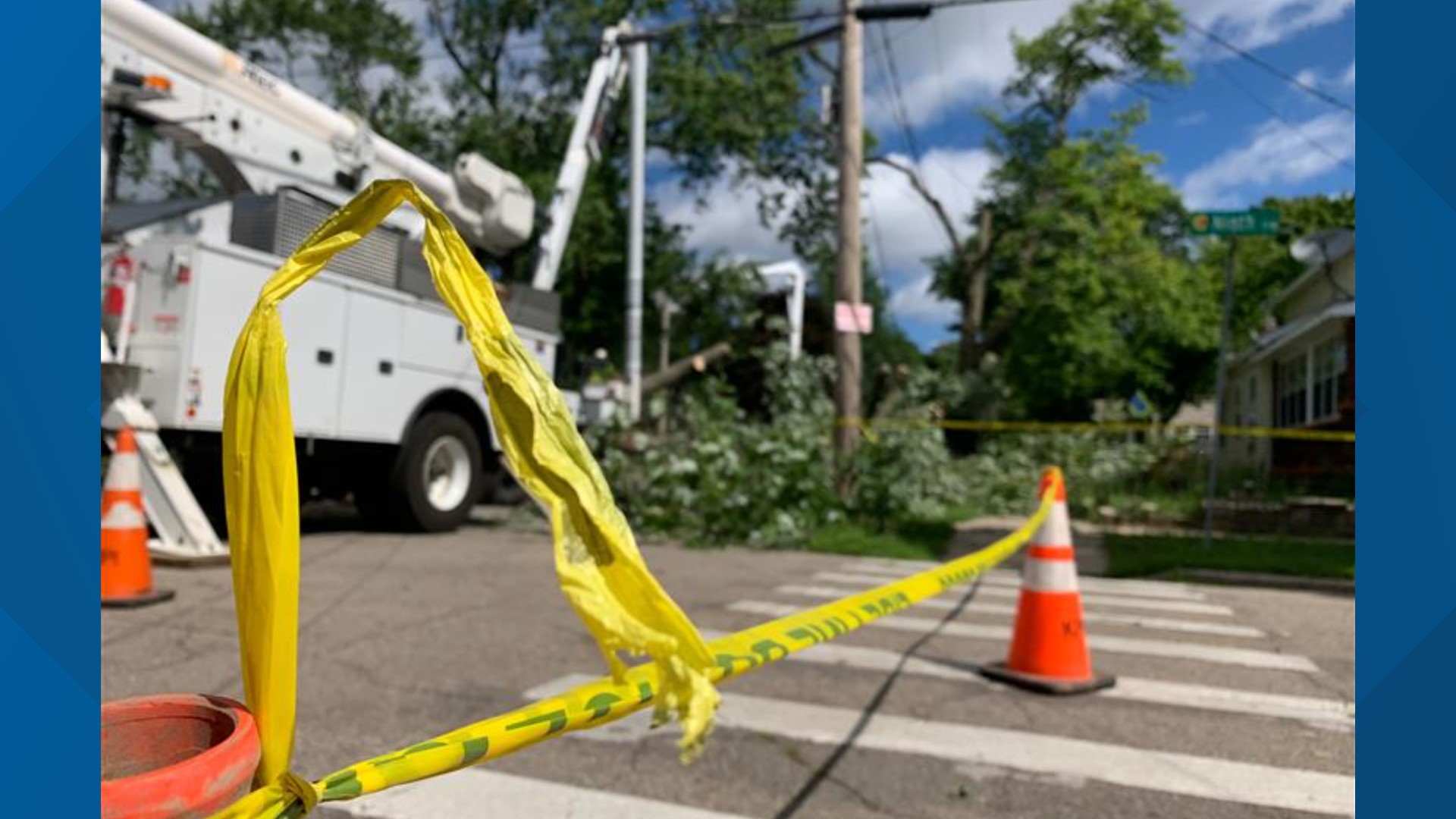 Debris cleanup begins after severe weekend storms | wzzm13.com