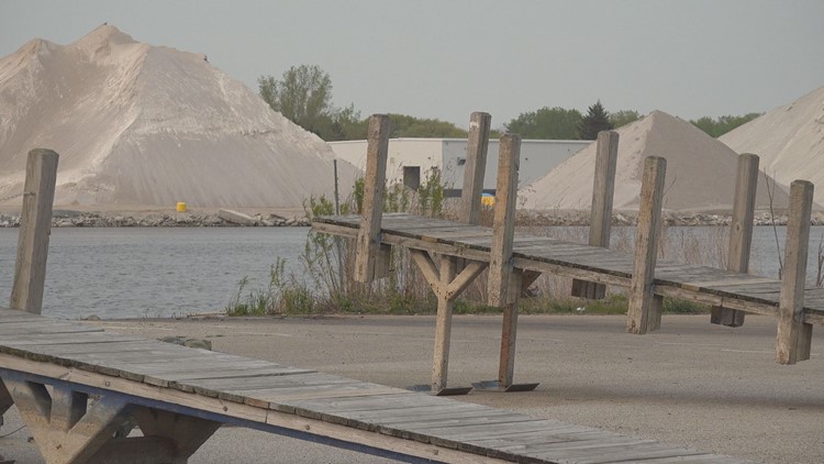 Harbor Island boat launch could open by mid-June, some forced to change plans due to the delay