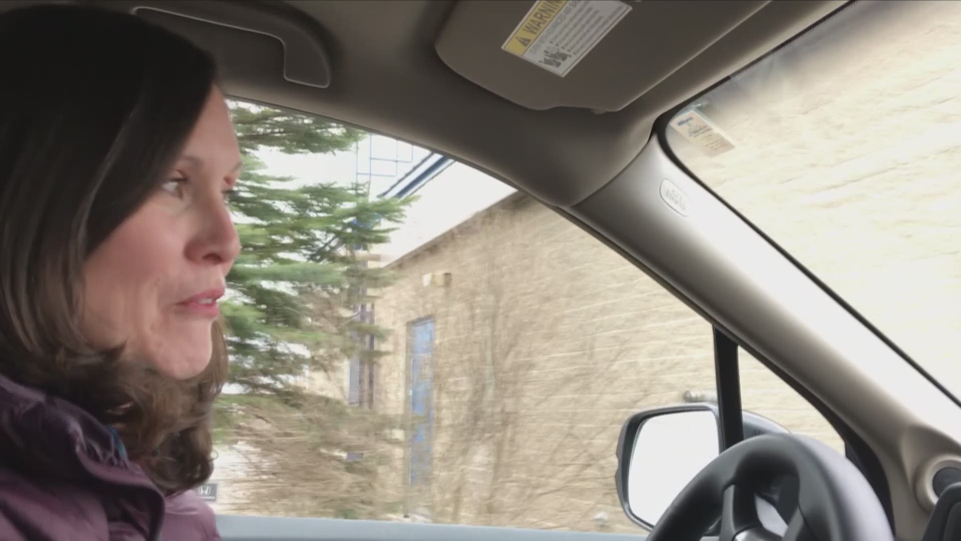 Raw video clip of principal Michelle Floering passing by the drive-thru window at Culver's preparing to tell Kaitlyn Watson she's been named class valedictorian.