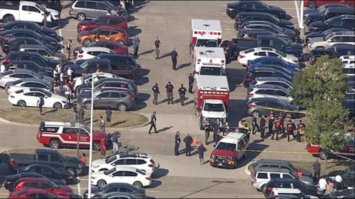 Police: 4 injured in Texas high school shooting; gunman fled - Vimarsana News